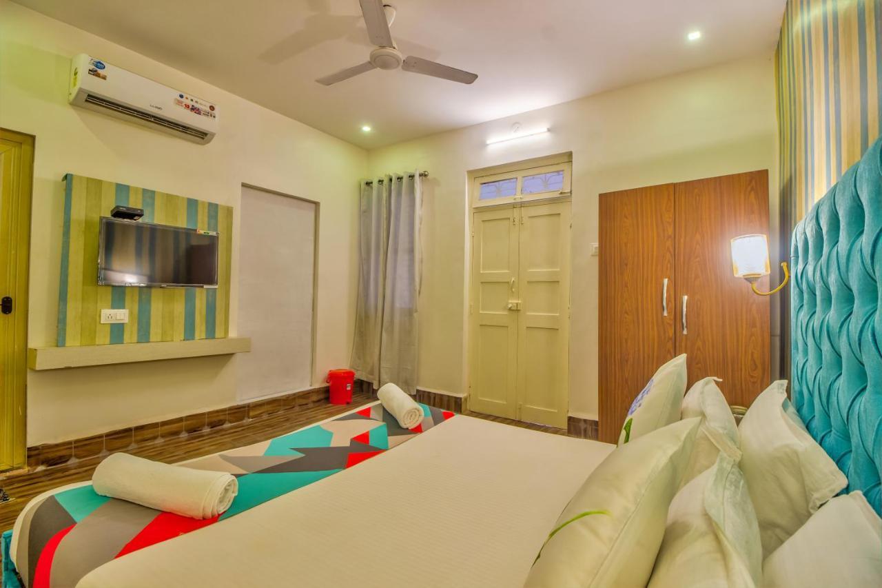 Jack'S Calangute Place Hotel Exterior photo