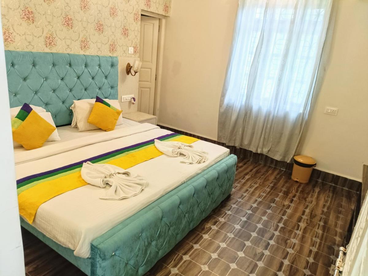 Jack'S Calangute Place Hotel Room photo